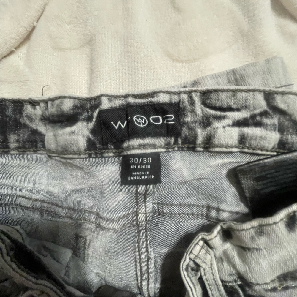 Gray Distressed Jeans - Picture 3 of 9